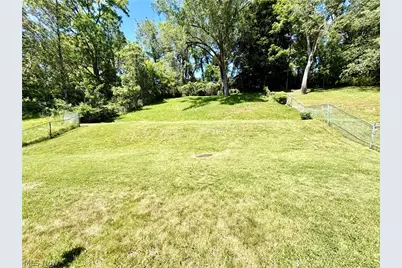 159 Valley Way, Weirton, WV 26062 - Photo 6