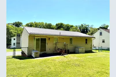 159 Valley Way, Weirton, WV 26062 - Photo 4