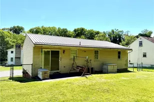 159 Valley Way, Weirton, WV 26062 - Photo 4
