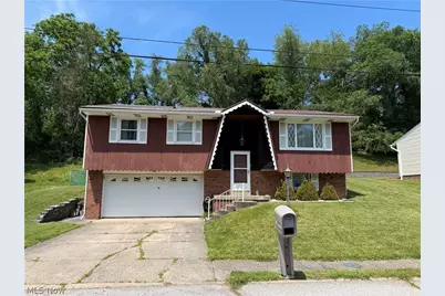 159 Valley Way, Weirton, WV 26062 - Photo 2