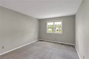 1335 Old Mill Path, Grandview Heights, OH 44147 - Photo 14