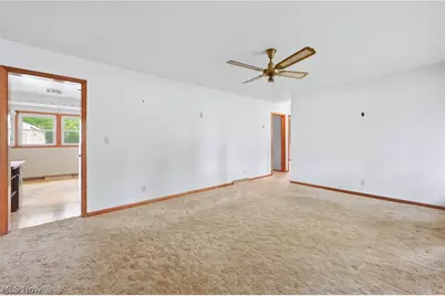 3930 Cannon Road, Youngstown, OH 44515 - Photo 4