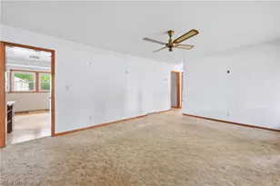3930 Cannon Rd, Youngstown, OH 44515 - Photo 4