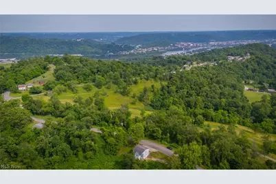 57087 Ferryview Road, Martins Ferry, OH 43935 - Photo 4