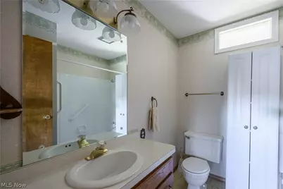 651 E Parkleigh Drive, Green Hills, OH 44131 - Photo 20