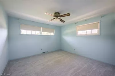 651 E Parkleigh Drive, Green Hills, OH 44131 - Photo 22