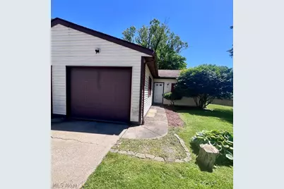 122 Royal Crest Drive #G, Seville, OH 44273 - Photo 1