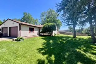 122 Royal Crest Dr, Seville, OH 44273 - Photo 2