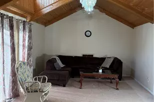 349 Canova Dr, Akron, OH 44319 - Photo 8