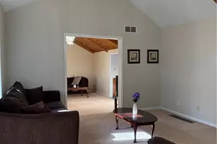 349 Canova Dr, Akron, OH 44319 - Photo 6