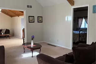 349 Canova Dr, Akron, OH 44319 - Photo 4