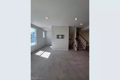4045 N Steels Circle, Cuyahoga Falls, OH 44224 - Photo 8