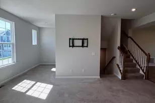 4045 N Steels Cir, Cuyahoga Falls, OH 44224 - Photo 8