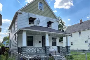 2135 W 96th St, Loveland, OH 44102 - Photo 2