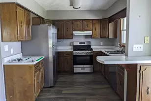 13096 Smith Rd, Wellington, OH 44090 - Photo 10