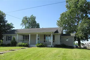 13096 Smith Rd, Wellington, OH 44090 - Photo 2