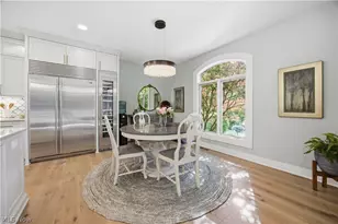 11565 Robin Wood Ln, Chagrin Falls, OH 44023 - Photo 10
