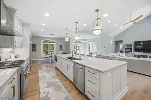 11565 Robin Wood Ln, Chagrin Falls, OH 44023 - Photo 8