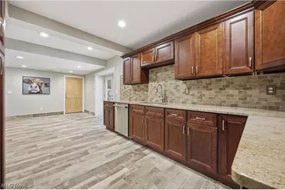 11565 Robin Wood Lane, Chagrin Falls, OH 44023 - Photo 38