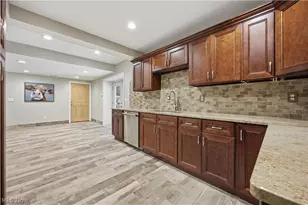 11565 Robin Wood Ln, Chagrin Falls, OH 44023 - Photo 38