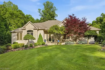 11565 Robin Wood Lane, Chagrin Falls, OH 44023 - Photo 1