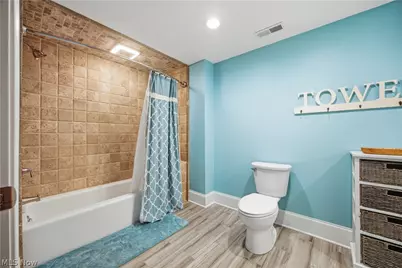 11565 Robin Wood Lane, Chagrin Falls, OH 44023 - Photo 40