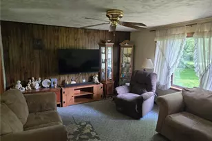 348 Fox Lake Rd, Wooster, OH 44691 - Photo 4