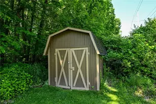 4092 Hummingbird Trail, Stow, OH 44224 - Photo 6