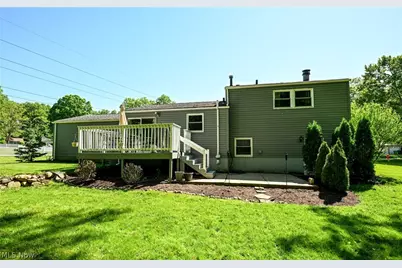 4092 Hummingbird Trail, Stow, OH 44224 - Photo 2