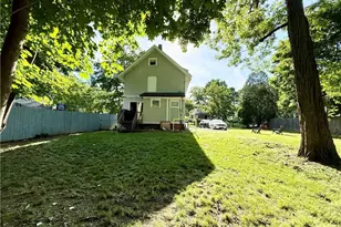 869 Berwin St, Akron, OH 44310 - Photo 4