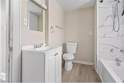 625 Wyandot Avenue, Akron, OH 44305 - Photo 18
