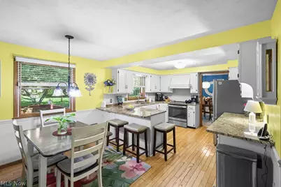 2438 Lyndon Drive, Green, OH 44685 - Photo 12