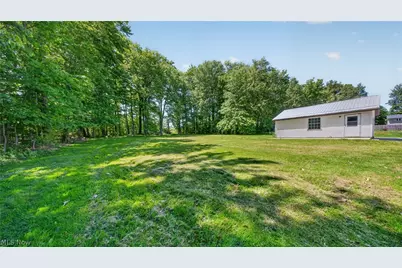 10142 Hillcrest Road, Kirtland, OH 44094 - Photo 46