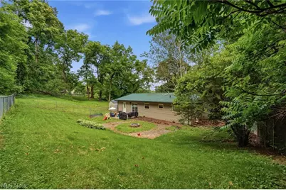 544 Homestead Drive, Williamstown, WV 26187 - Photo 6