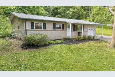 544 Homestead Drive, Williamstown, WV 26187 - Photo 2