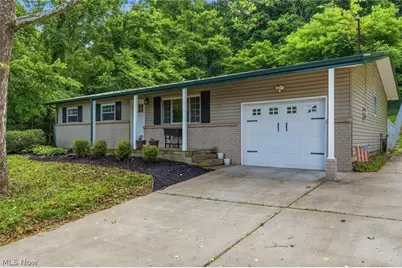 544 Homestead Drive, Williamstown, WV 26187 - Photo 34