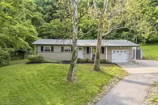 544 Homestead Dr, Williamstown, WV 26187 - Photo 36