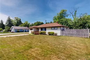 1078 Cherokee Trail, Willoughby, OH 44094 - Photo 2