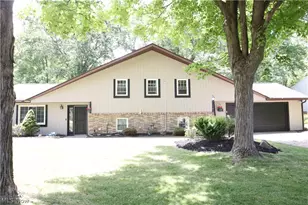 812 Blackfeet Trail, Macedonia, OH 44056 - Photo 1