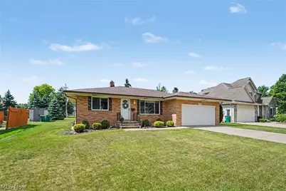 272 N Skyline Drive, Green Hills, OH 44131 - Photo 2