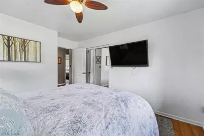 272 N Skyline Drive, Green Hills, OH 44131 - Photo 12