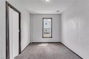 812 Lovett Pl, Lorain, OH 44052 - Photo 12