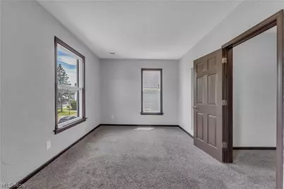 812 Lovett Place #UP, Lorain, OH 44052 - Photo 10