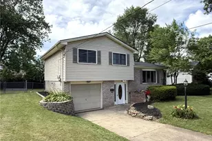 4260 Wedgewood Dr, Austintown, OH 44511 - Photo 2