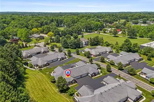 140 Woodbury Glen St, Hartville, OH 44632 - Photo 28