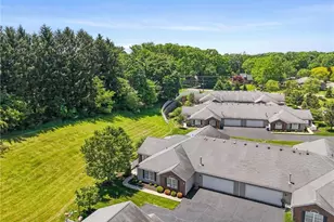 140 Woodbury Glen St, Hartville, OH 44632 - Photo 26
