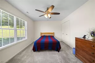 140 Woodbury Glen St, Hartville, OH 44632 - Photo 18