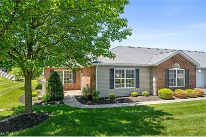 140 Woodbury Glen Street, Hartville, OH 44632 - Photo 2