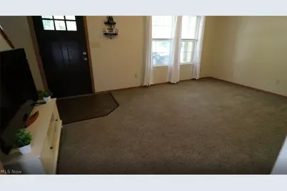 2325 Lakeside Drive, Lakemore, OH 44250 - Photo 4