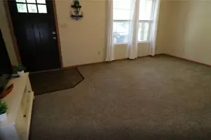 2325 Lakeside Dr, Lakemore, OH 44250 - Photo 4